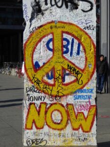 Von der Berliner Mauer sind heute nur mehr Reste übrig 